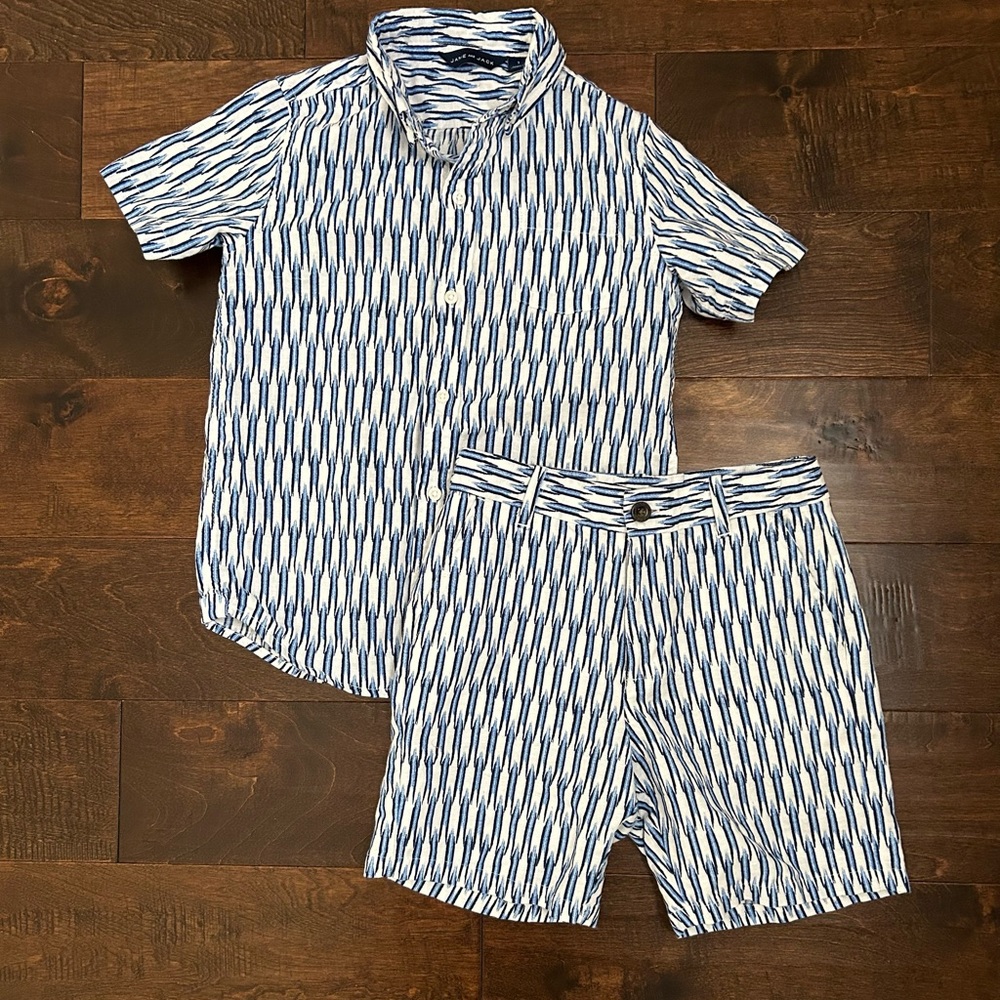 Janie and Jack set.  Size 7.  Like new, excellent condition.